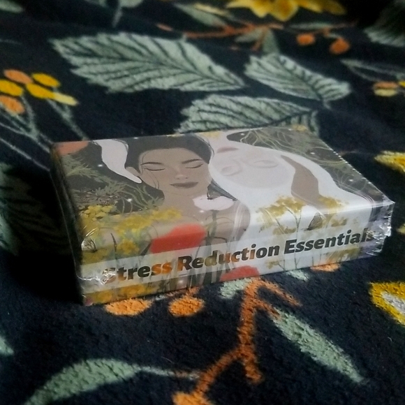 Stress Reduction Essentials Deck - Picture 4 of 4